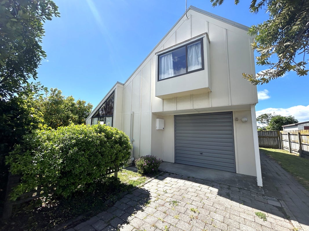 161 Avondale Road, Greenmeadows, Napier - Carousel 1