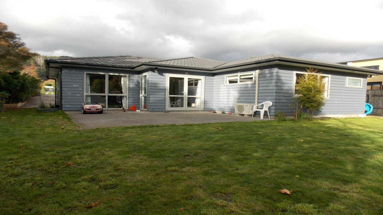 2/368 Stokes Valley Road, Stokes Valley, Lower Hutt - Carousel 23