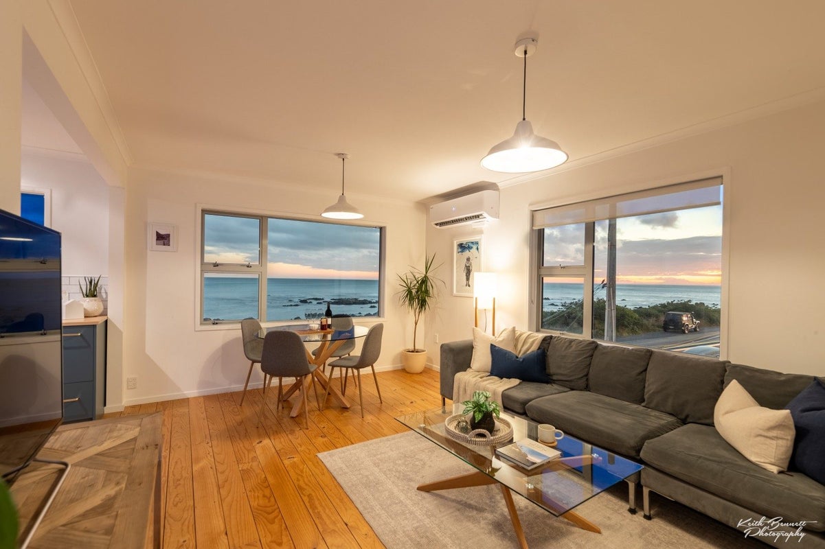 144 Owhiro Bay Parade, Owhiro Bay, Wellington - Carousel 2