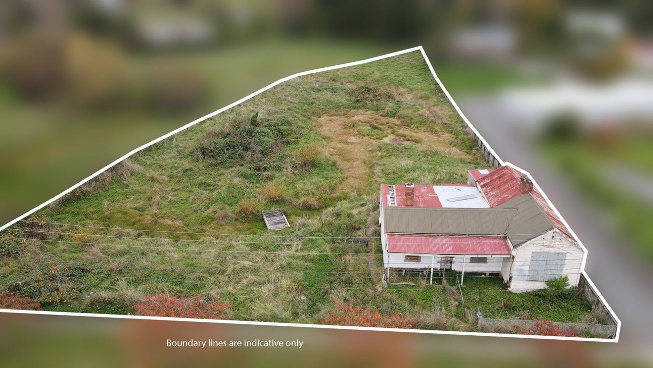 38 Bruce Street, Hunterville - Carousel 1