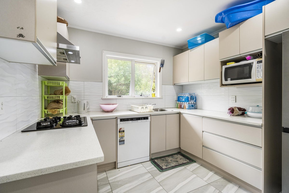 1/36 Halver Road, Hillpark, Auckland - Carousel 2