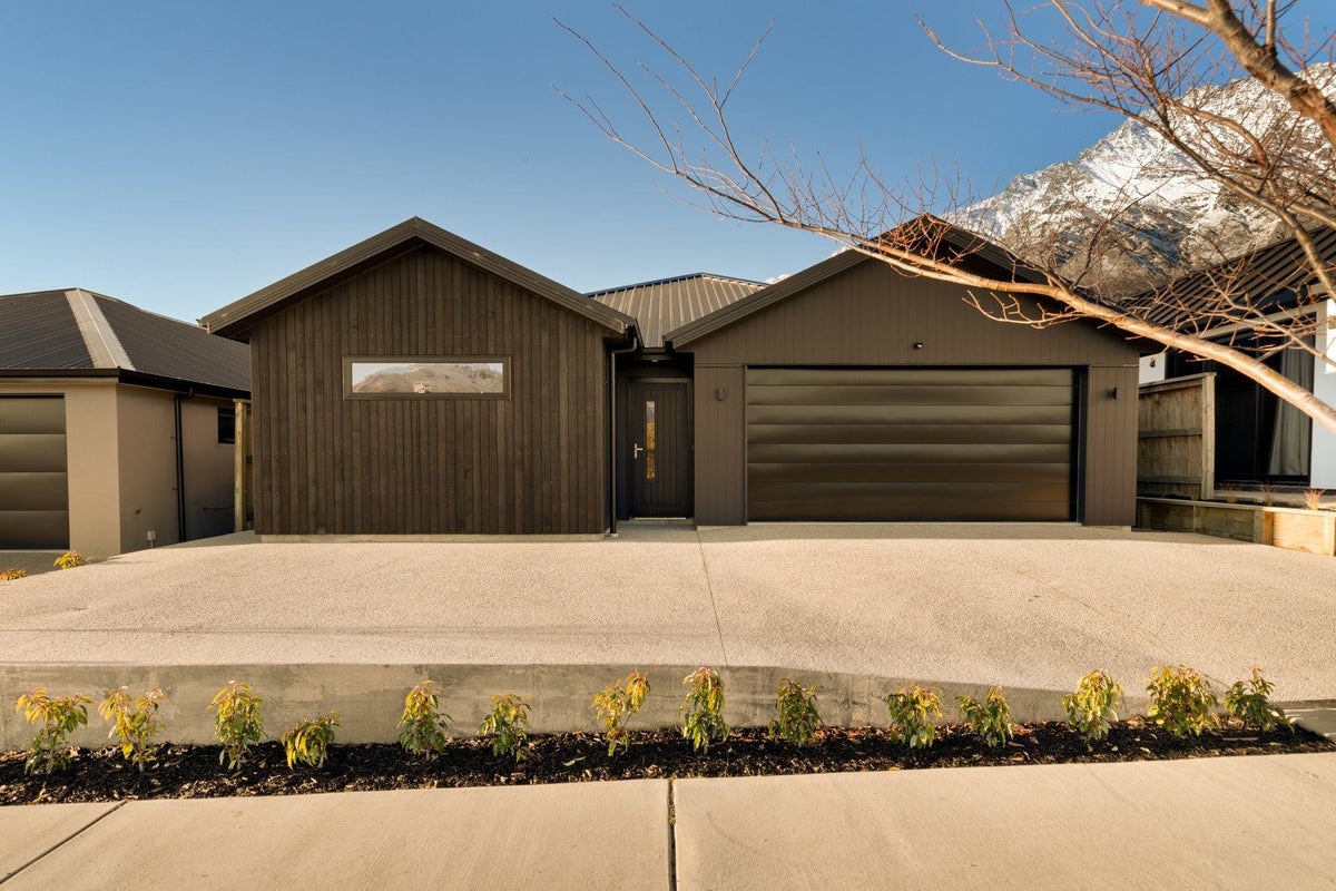 95 Muster Road, Jacks Point, Queenstown - Carousel 2