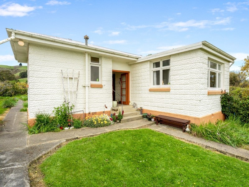 37 Castleton Street, Allanton, Mosgiel - Carousel 2