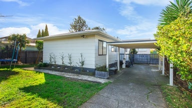 15A Viola Avenue, Mangere East, Auckland - Carousel 1