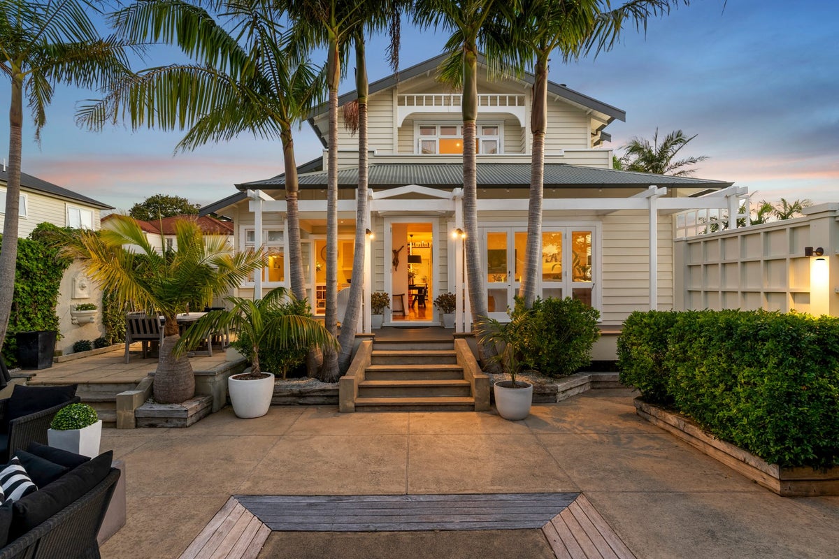 13 Bayswater Avenue, Bayswater, Auckland - Carousel 1
