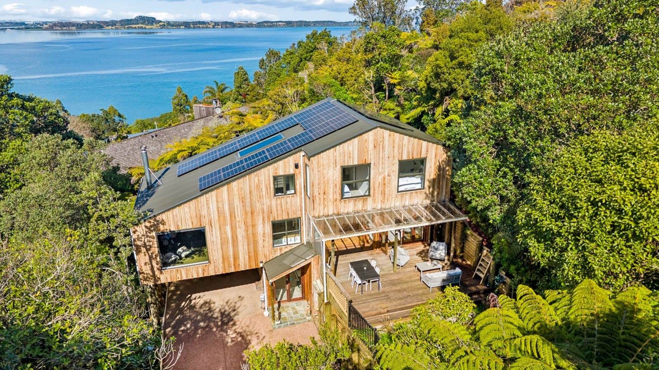 4 Puketutu Rise, Hillsborough, Auckland City, Auckland - Carousel 1