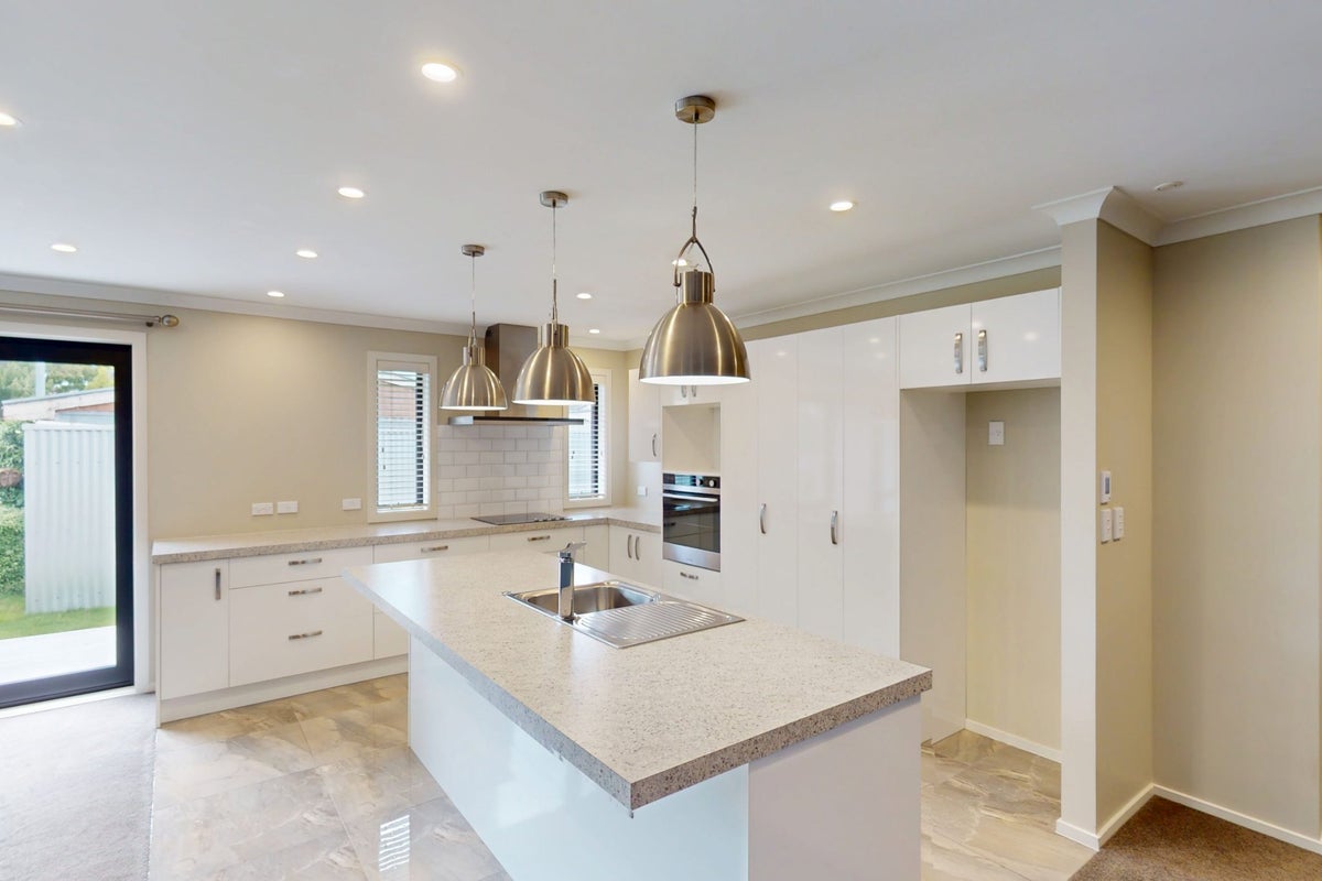 3B Innes Place, Roslyn, Palmerston North - Carousel 2