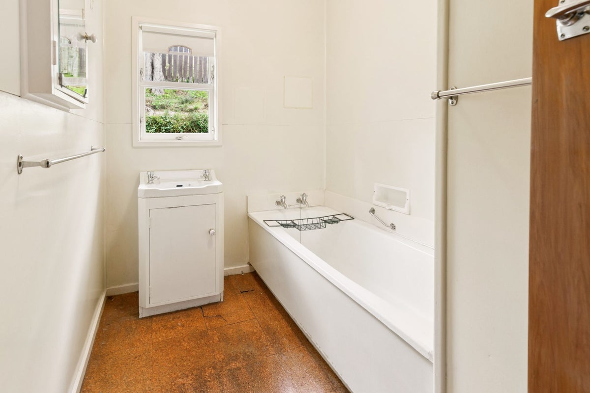 30 Melrose Road, Island Bay, Wellington, Wellington - Carousel 11