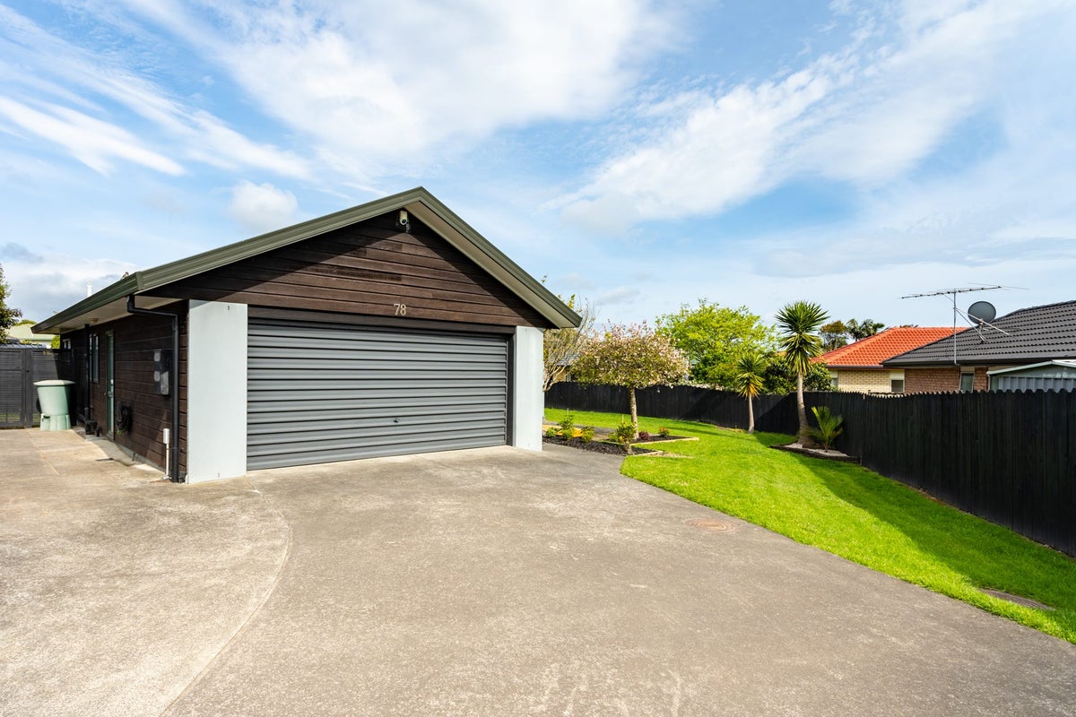 78 Burswood Drive, Burswood, Auckland - Carousel 2