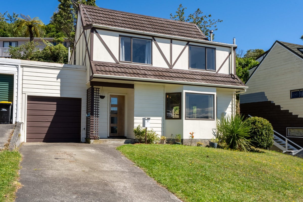 36 Cambrian Street, Churton Park, Wellington - Carousel 1