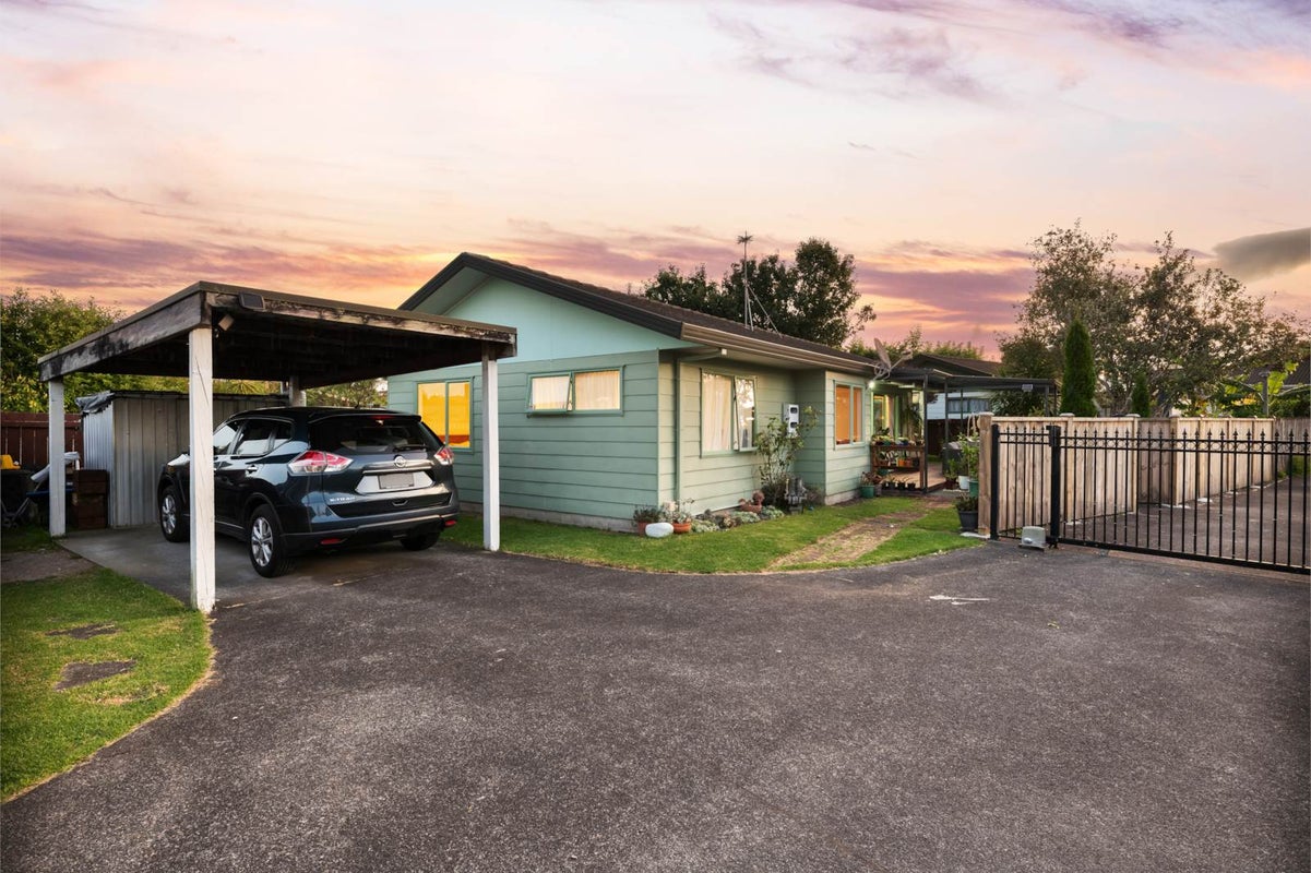26B Ranui Station Road, Ranui, Auckland - Carousel 26