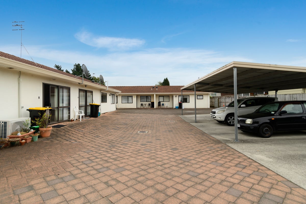 12/156 Waihi Road, Judea, Tauranga - Carousel 2