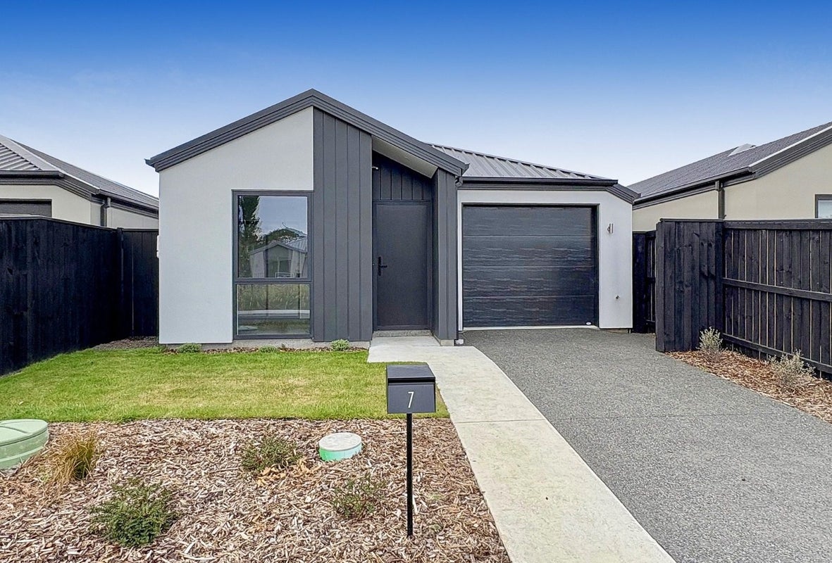 7 Comer Street, Halswell, Christchurch - Carousel 1