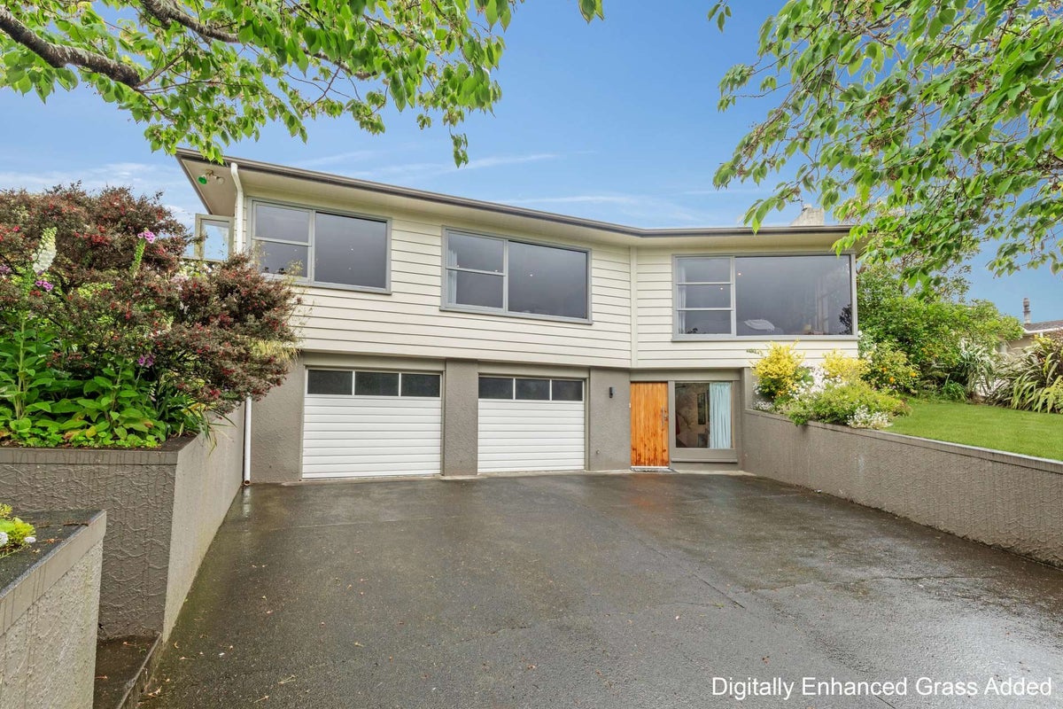 38 Winston Avenue, Hokowhitu, Palmerston North - Carousel 2