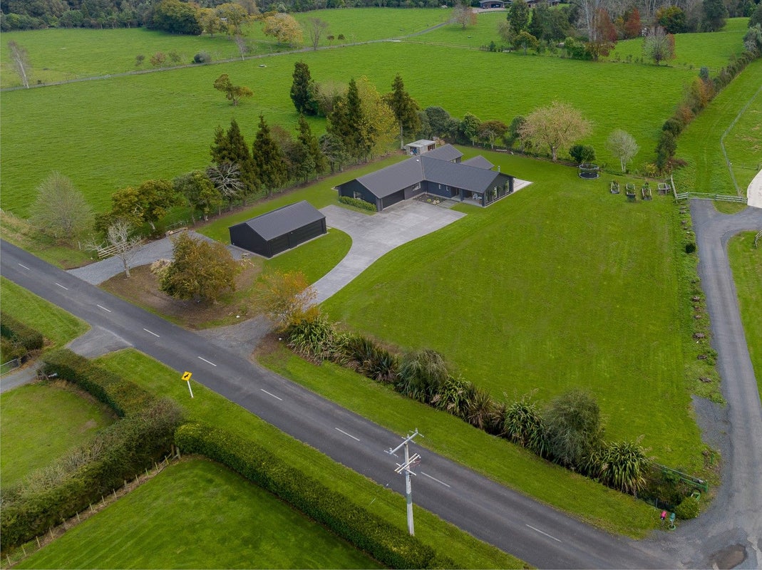 202 Collie Road, Te Kowhai - Carousel 21