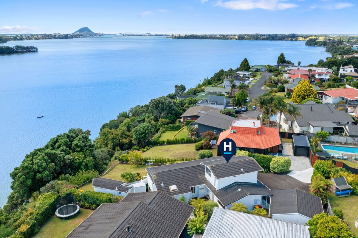 33 Ririnui Place, Maungatapu, Tauranga - Carousel 1