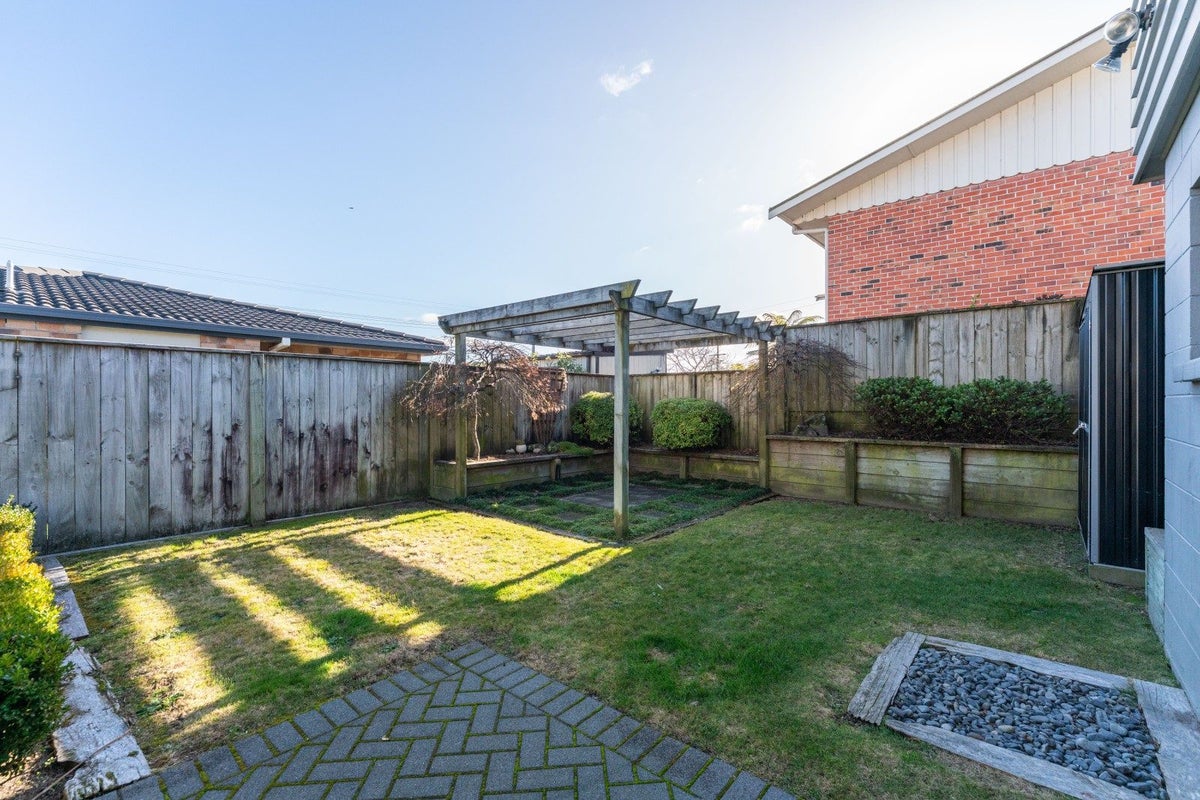 2/48 Ngamotu Road, Hilltop, Taupo, Waikato - Carousel 24