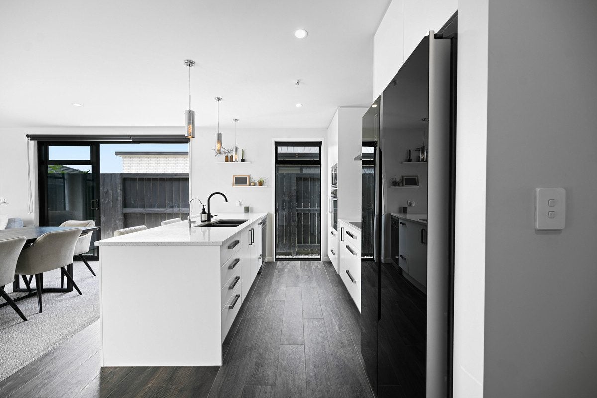 14 Voight Avenue, Chartwell, Hamilton - Carousel 2