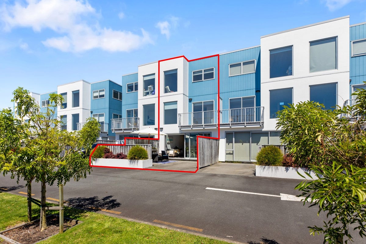 38/31 Reynolds Place, Papamoa Beach, Papamoa - Carousel 1