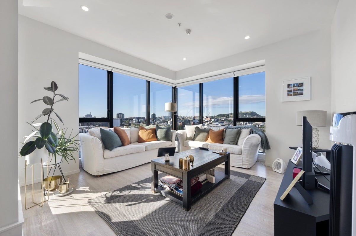 1103/8 Hereford Street, Freemans Bay, Auckland - Carousel 2