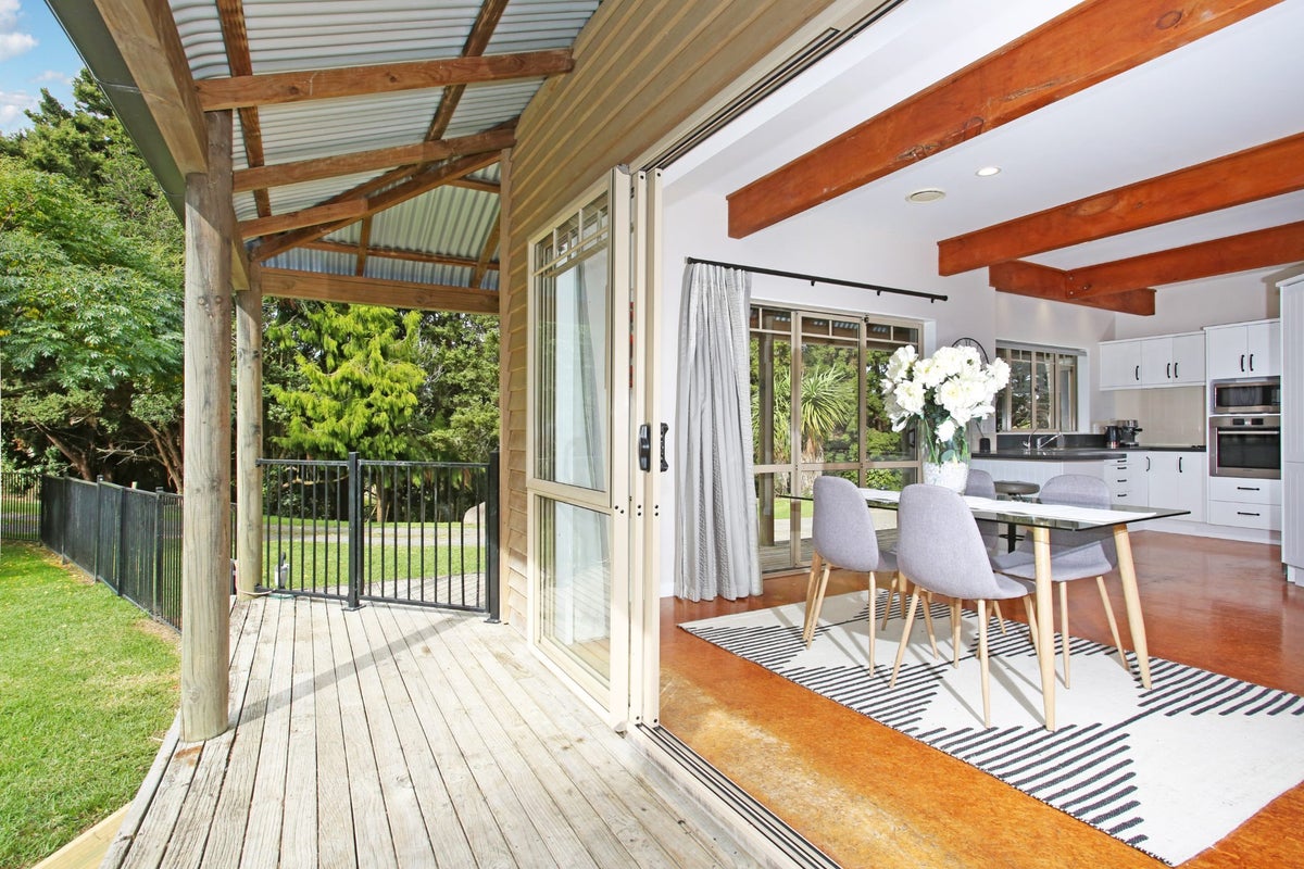 233 Kitchener Road, Waiuku, Waiuku - Carousel 2