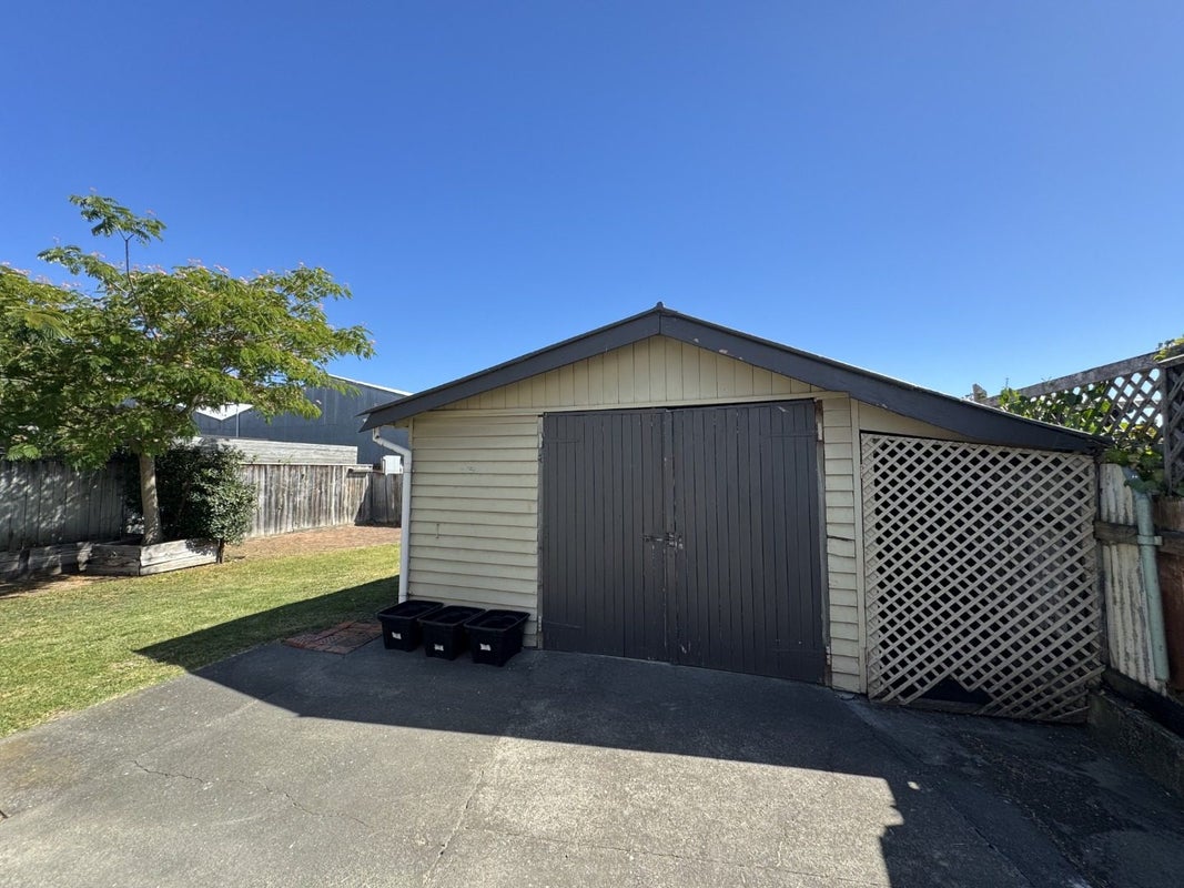 12 Coronation Street, Ahuriri, Napier - Carousel 11