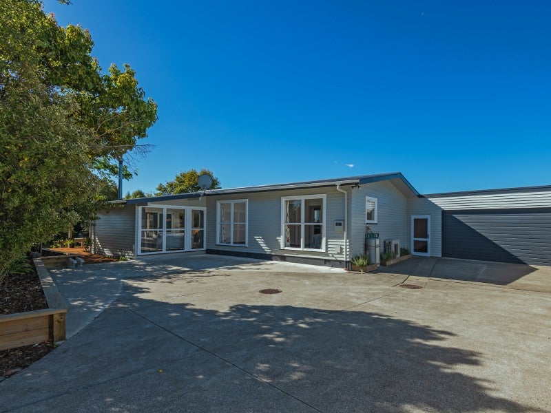 19 Langley Avenue, Milson, Palmerston North - Carousel 1