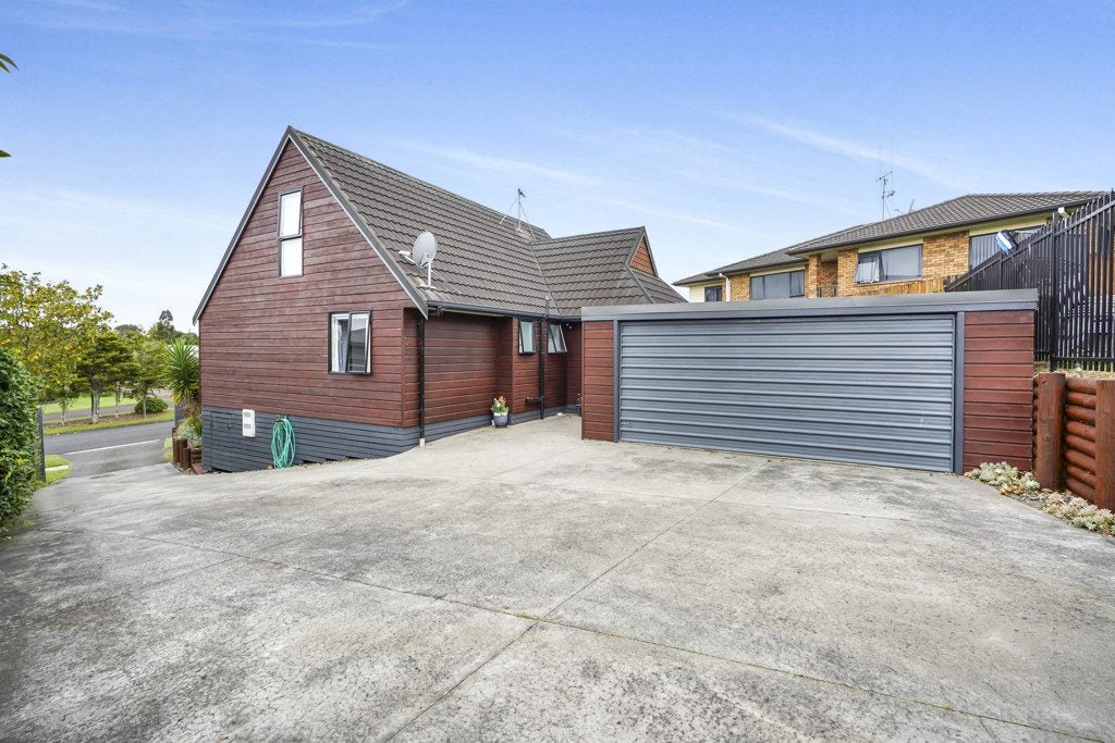 37 Western Heights Drive, Western Heights, Hamilton - Carousel 2