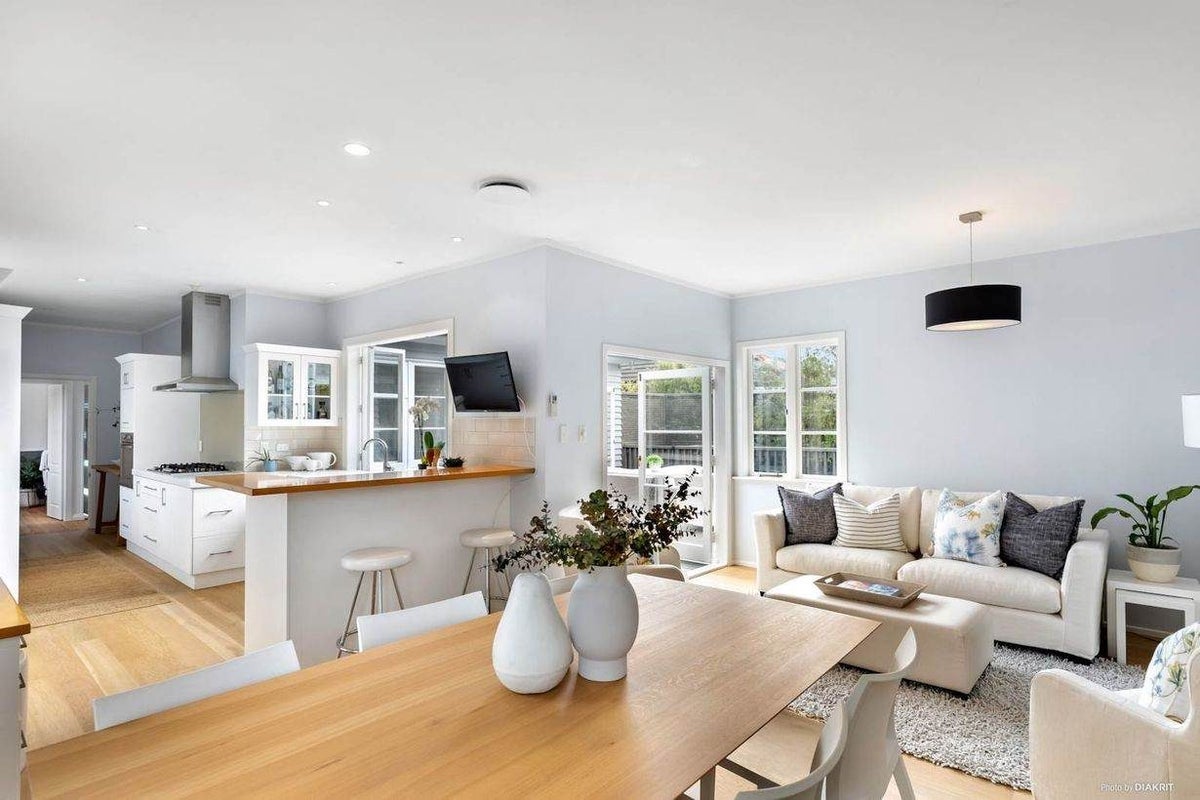 29 Harapaki Road, Meadowbank, Auckland - Carousel 2