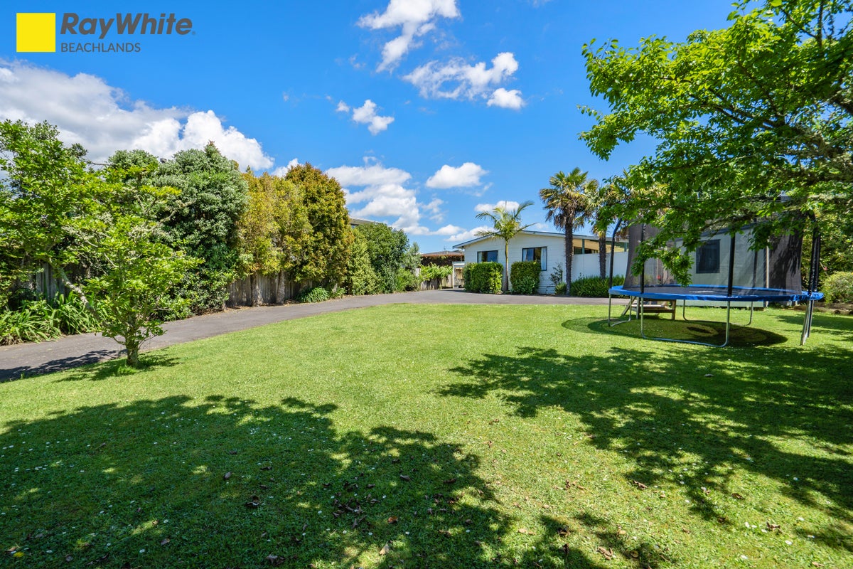 3 Beachlands Road, Beachlands, Auckland - Carousel 1