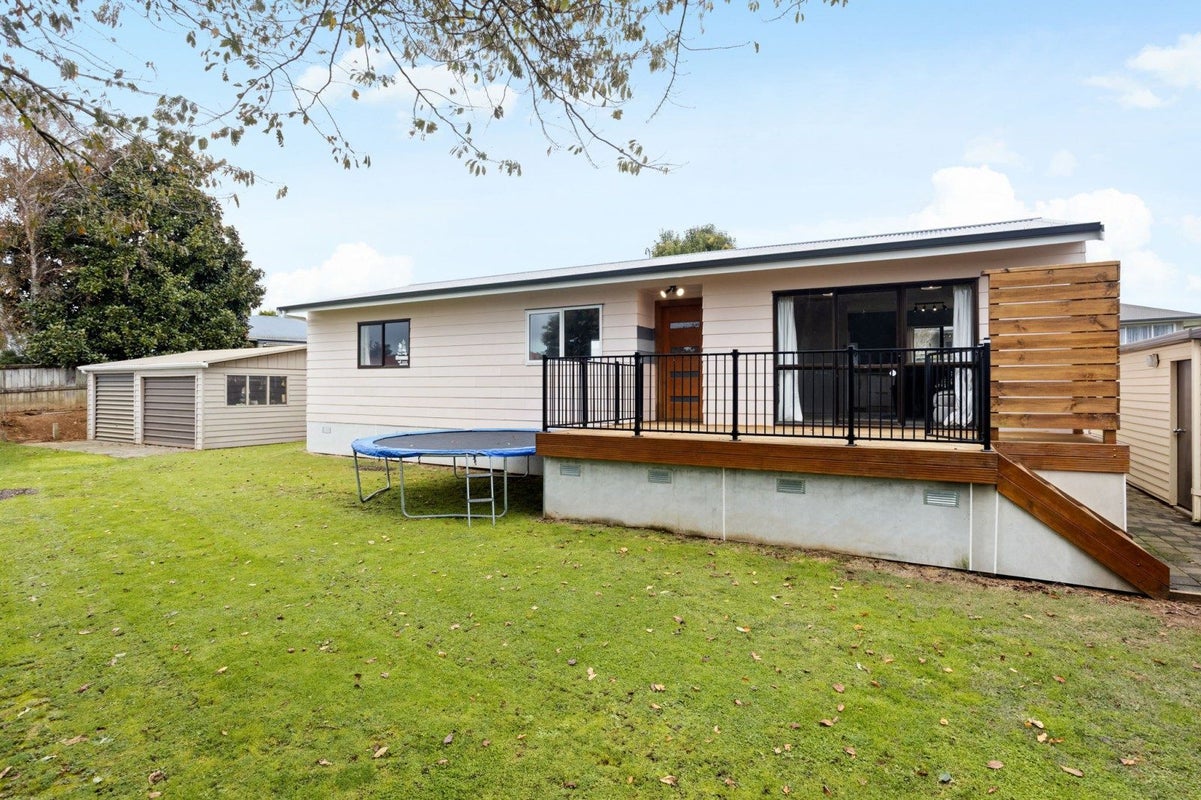 27A Whitaker Street, Kihikihi, Te Awamutu - Carousel 1