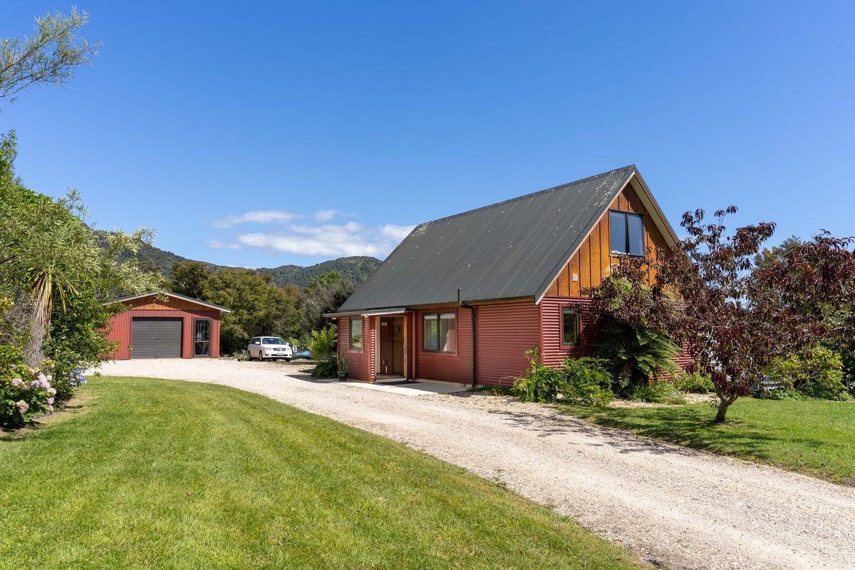20 Onekaka Iron Works Road, Onekaka - Carousel 2