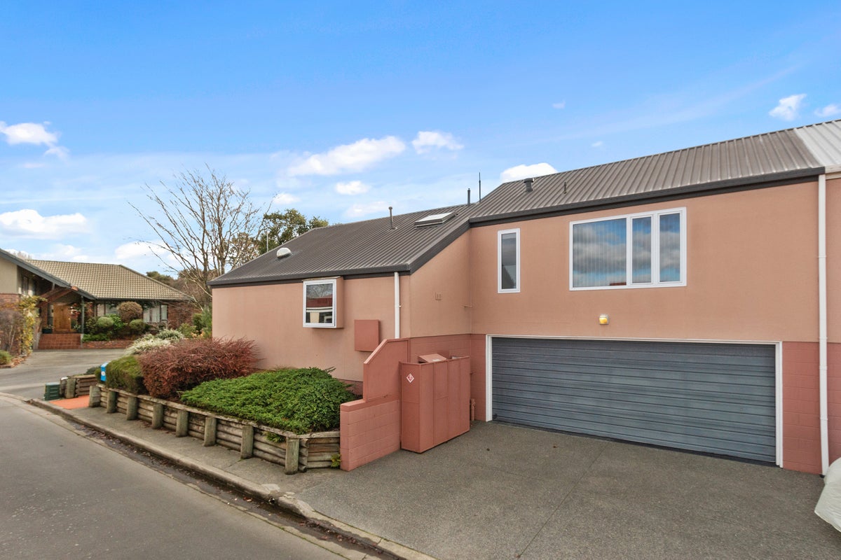 132B Warren Crescent, Hillmorton, Christchurch - Carousel 1