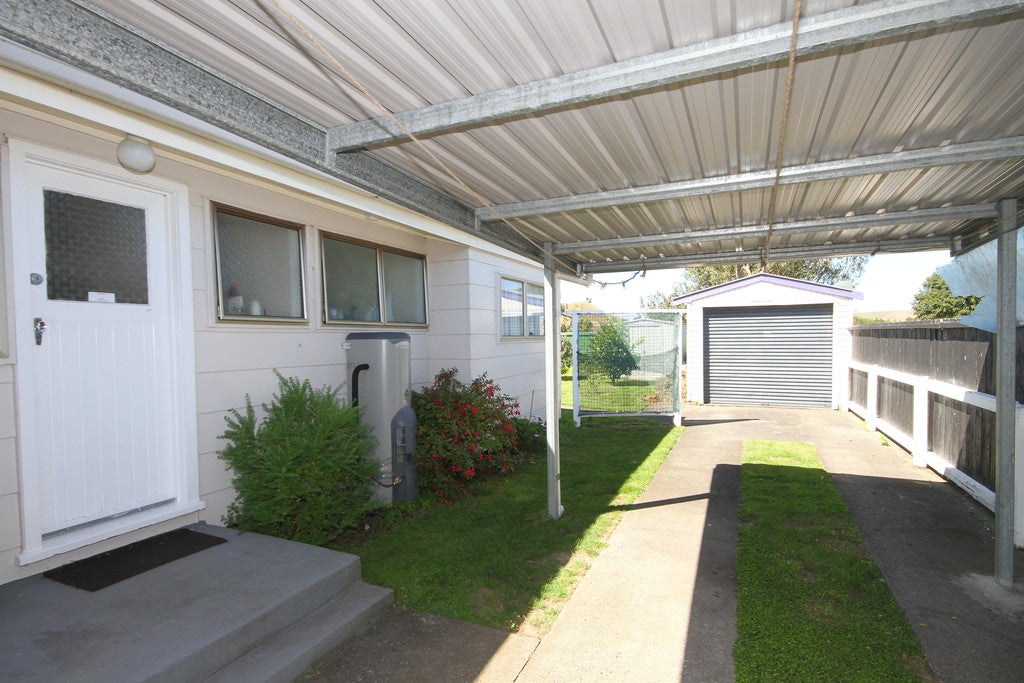 32 Wembley Place, Whanganui East, Whanganui - Carousel 2