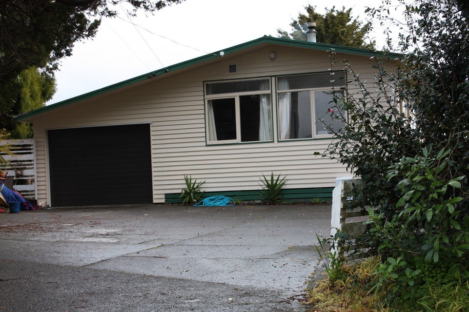 10 Louis Place, Hillcrest, Rotorua - Carousel 1