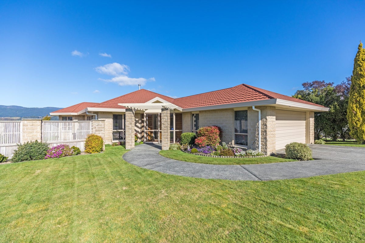 1 Birkinshaw Grove, Riverstone Terraces, Upper Hutt - Carousel 2