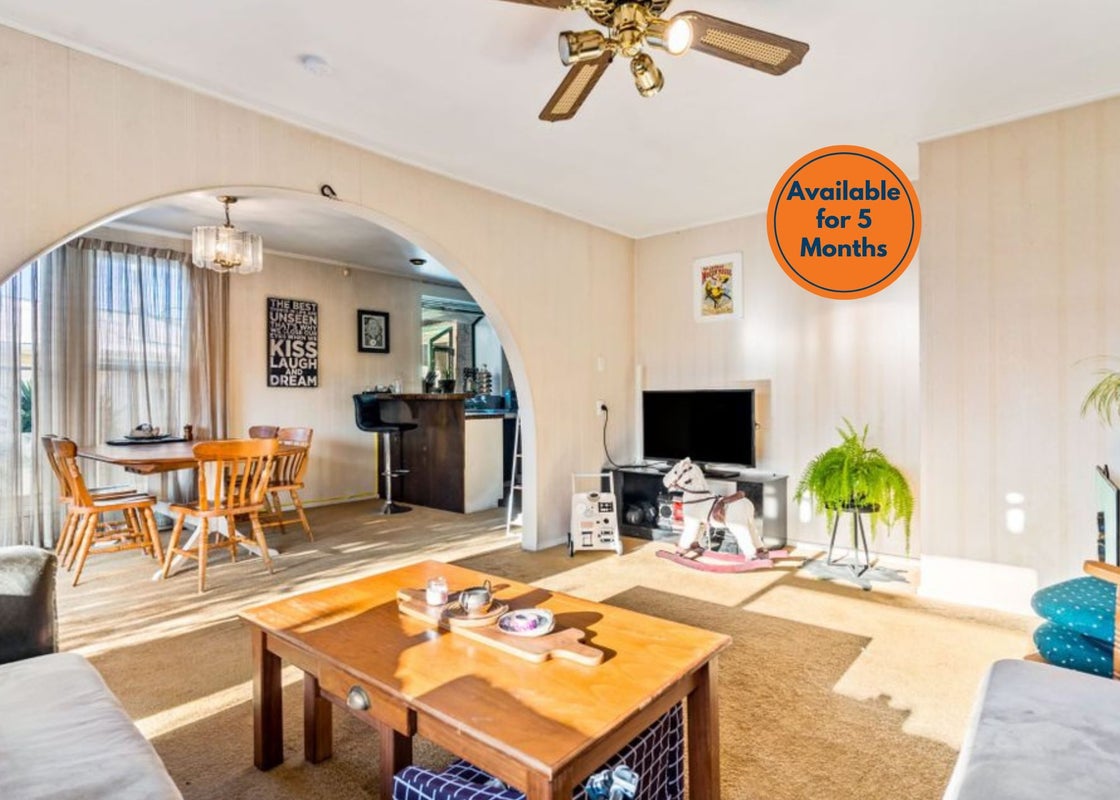 34 Sullivan Avenue, Mangere Bridge, Auckland - Carousel 1
