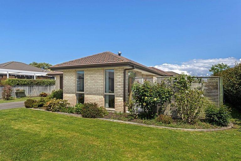34 Sterling Park, Lytton West, Gisborne - Carousel 2