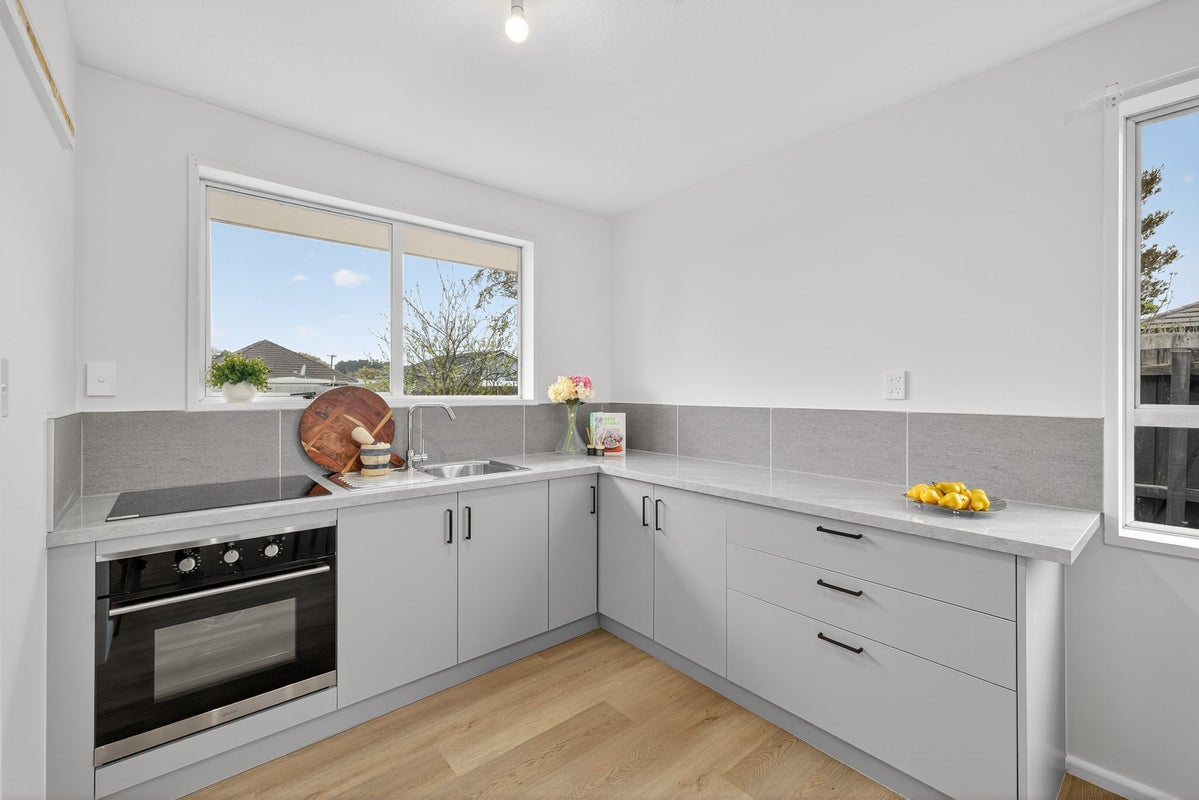 1/72a Cuffs Road, Wainoni, Christchurch City, Canterbury - Carousel 2