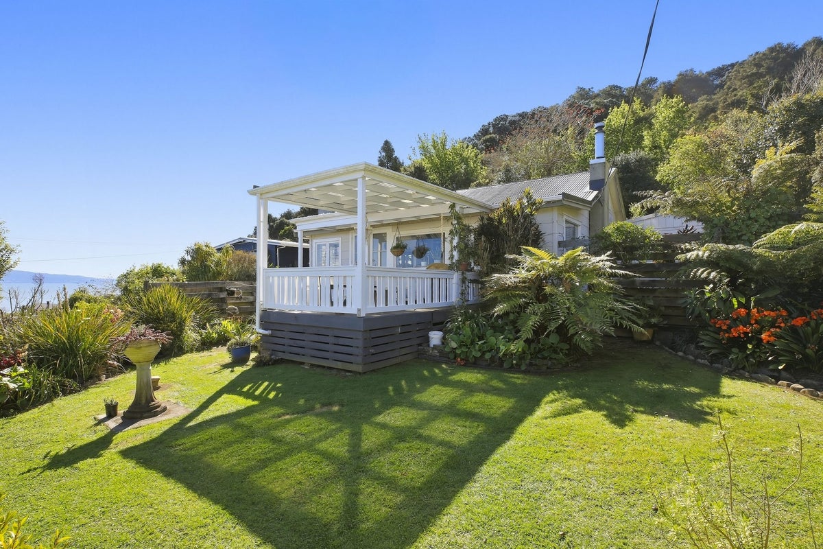 13 Trotter Avenue, Waiomu, Thames-Coromandel, Waikato - Carousel 1