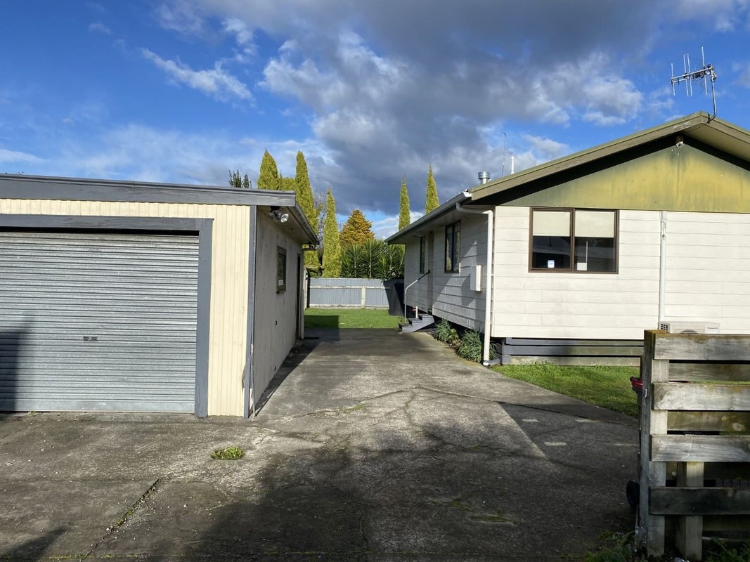 203A Murdoch Road East, Akina, Hastings - Carousel 12