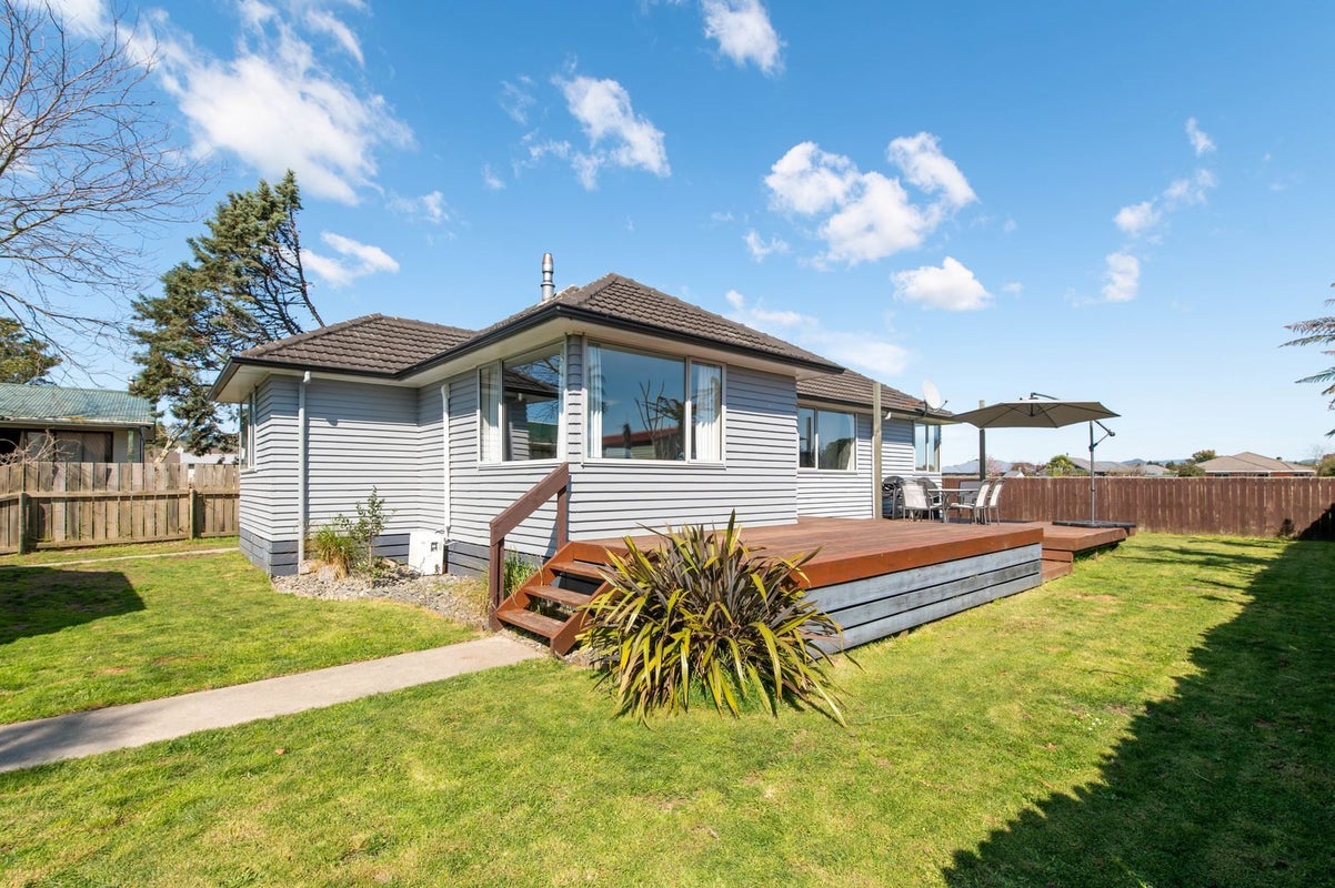 3 Baxter Place, Owhata, Rotorua - Carousel 1