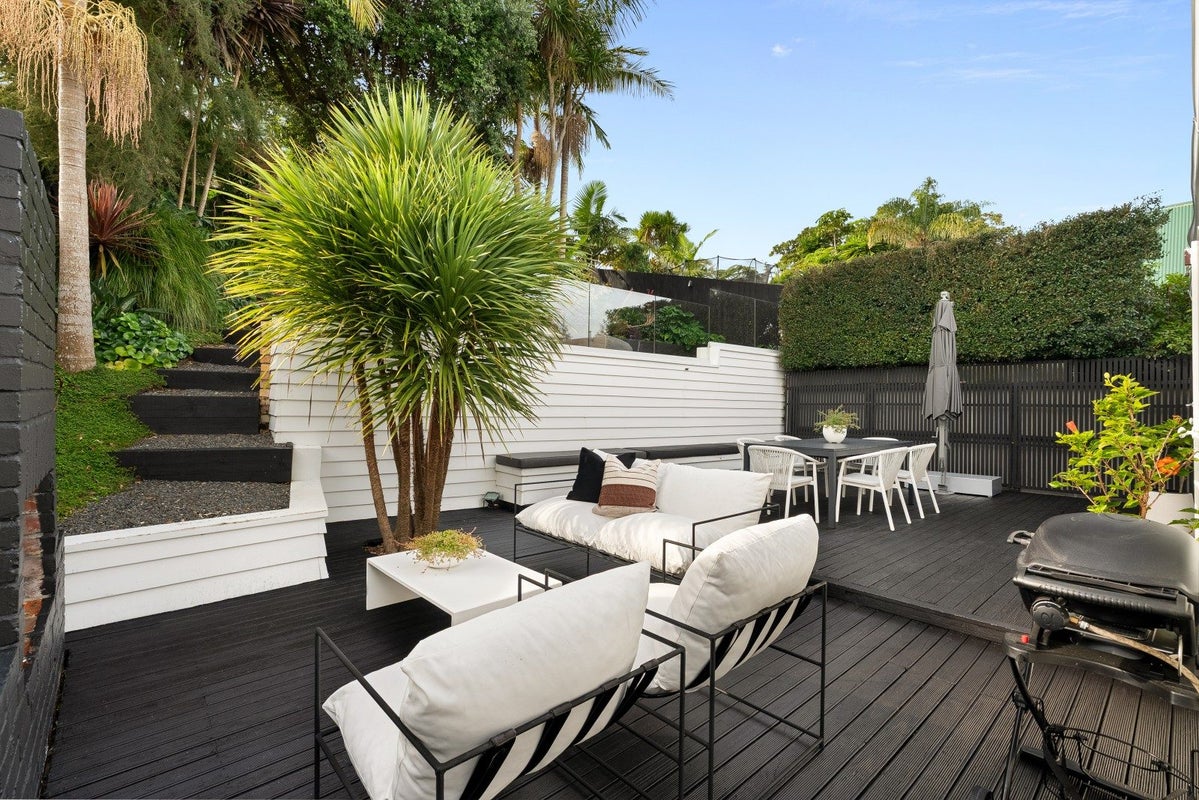 16 Georgina Street, Freemans Bay, Auckland - Carousel 2