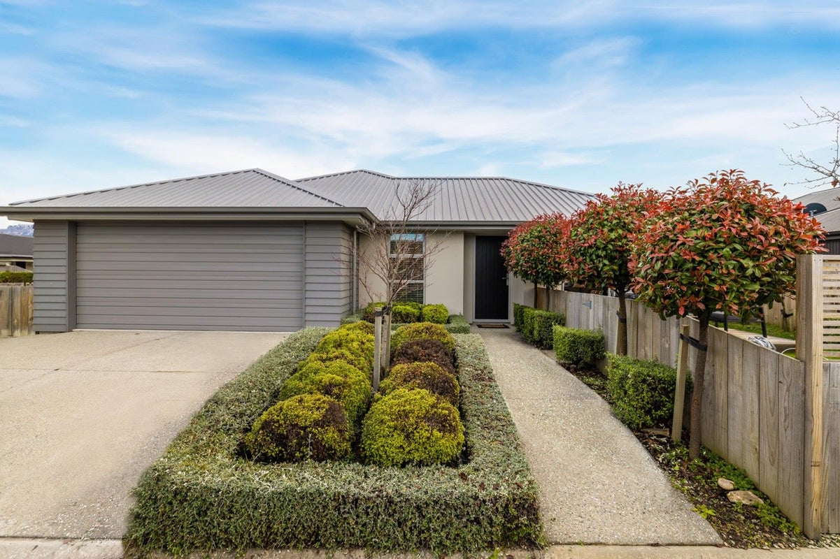 37 Cheltenham Road, Lower Shotover, Queenstown - Carousel 1