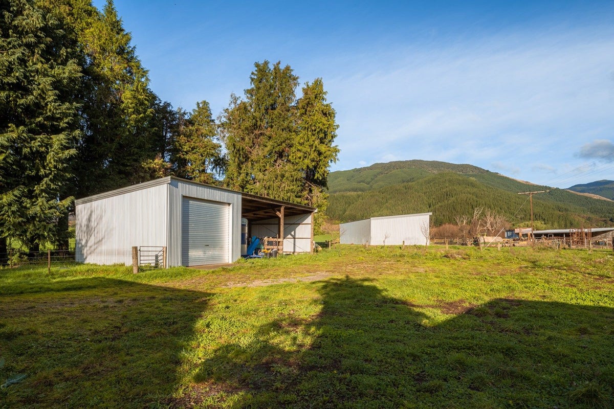 43 Cullensville Road, Linkwater, Picton - Carousel 22
