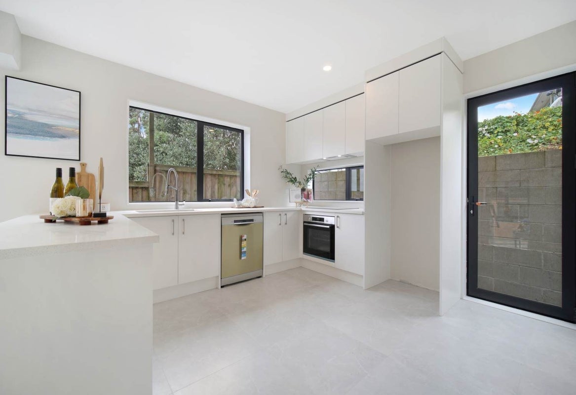 6/19 Kotahi Road, Mount Wellington, Auckland - Carousel 2