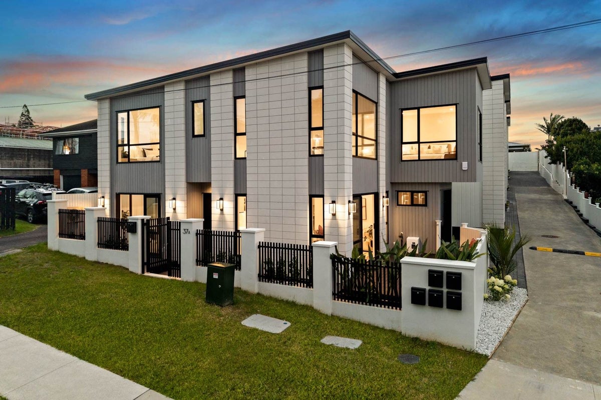 37A Hastings Road, Mairangi Bay, Auckland - Carousel 1