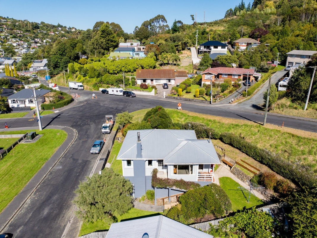 1 Afton Terrace, North East Valley, Dunedin - Carousel 2