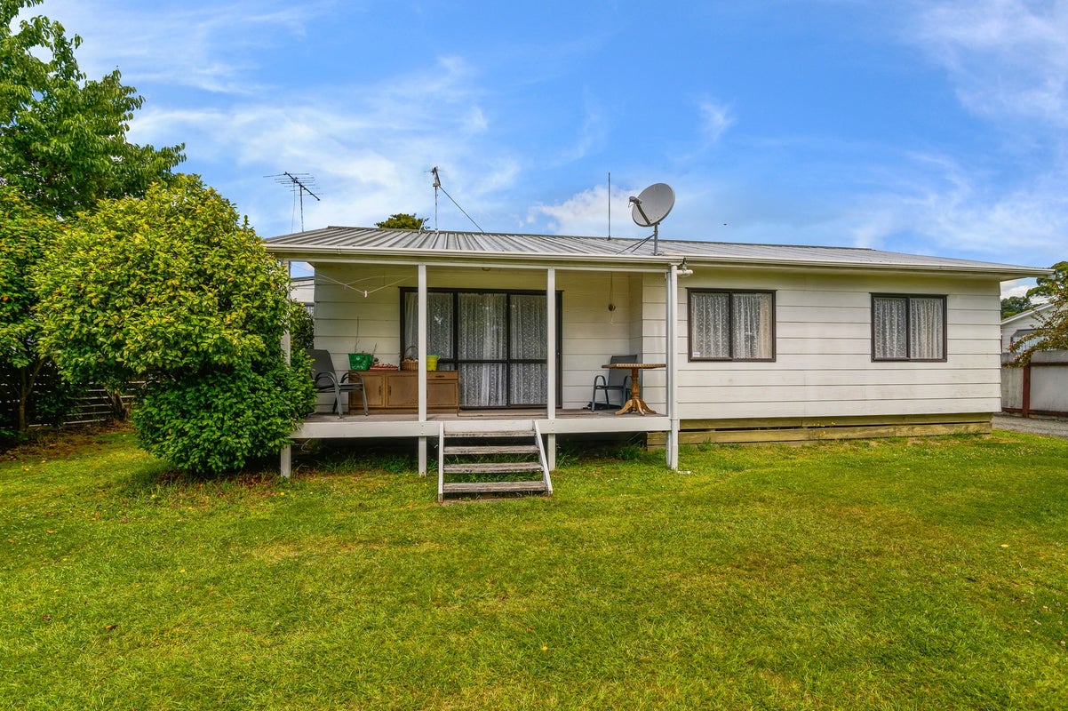 38A Aquarius Drive, Kawaha Point, Rotorua - Carousel 1