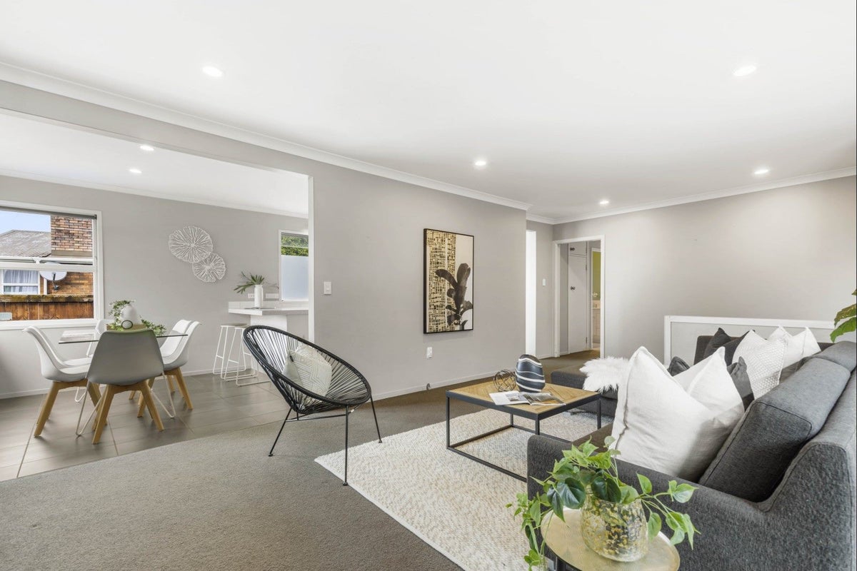 13 Leong Avenue, Dinsdale, Hamilton - Carousel 1